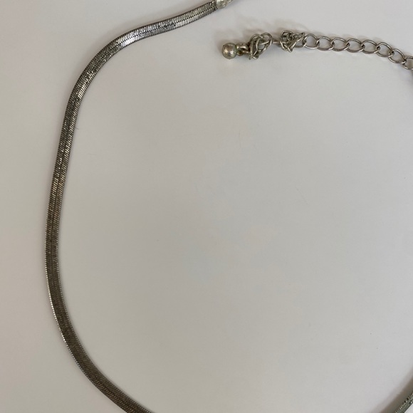 Brandy Melville Silver choker necklace - Picture 3 of 3